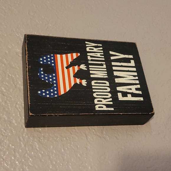 Wall or shelf Decor - Picture 2 of 2